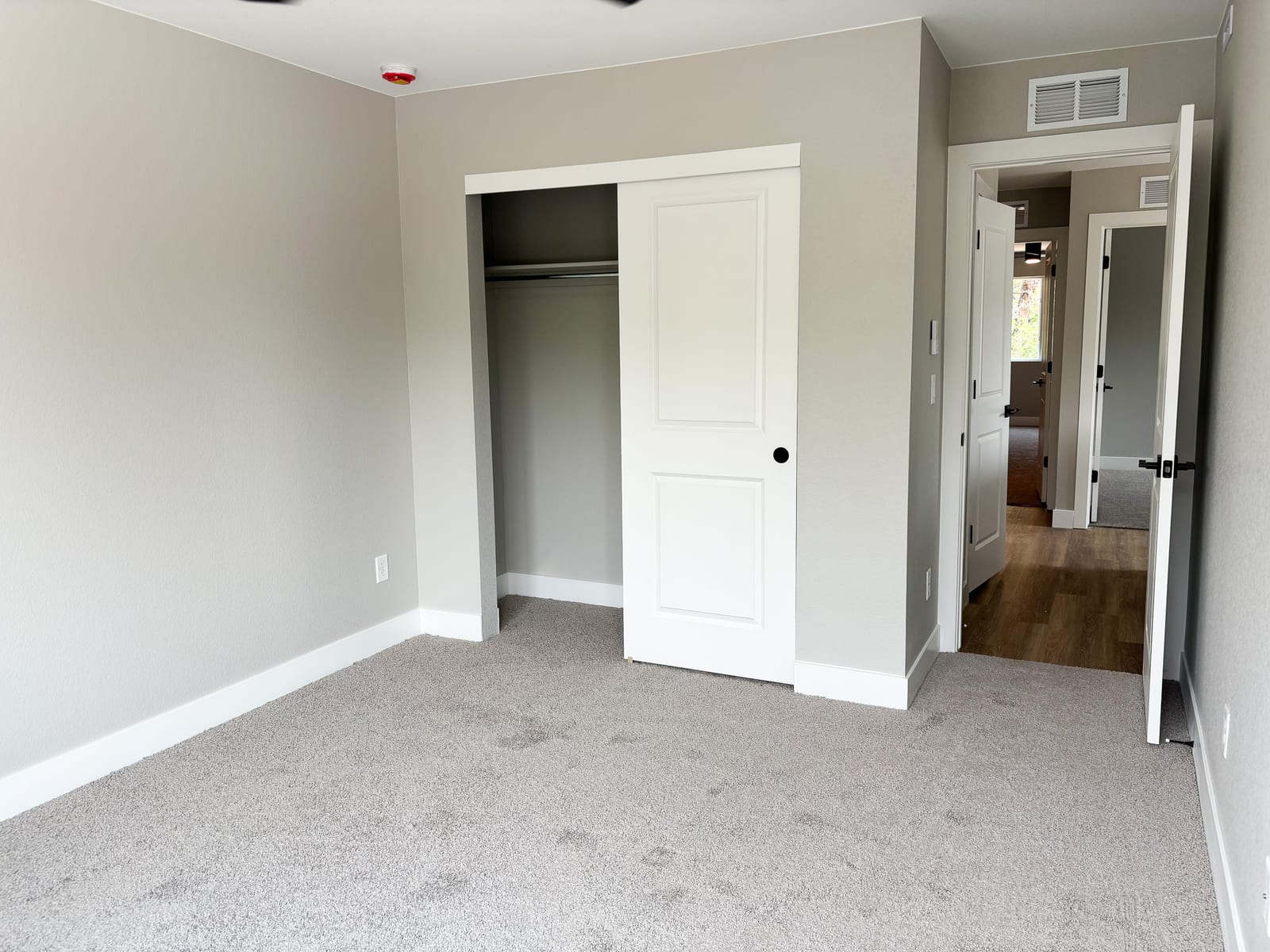 5512 Clay Court