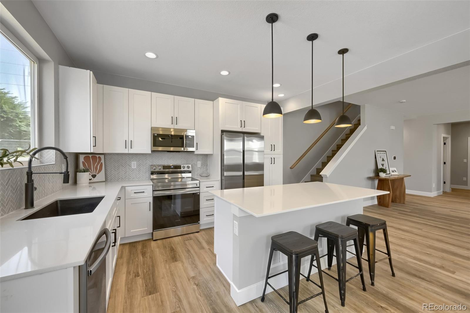 5542 Clay Court
