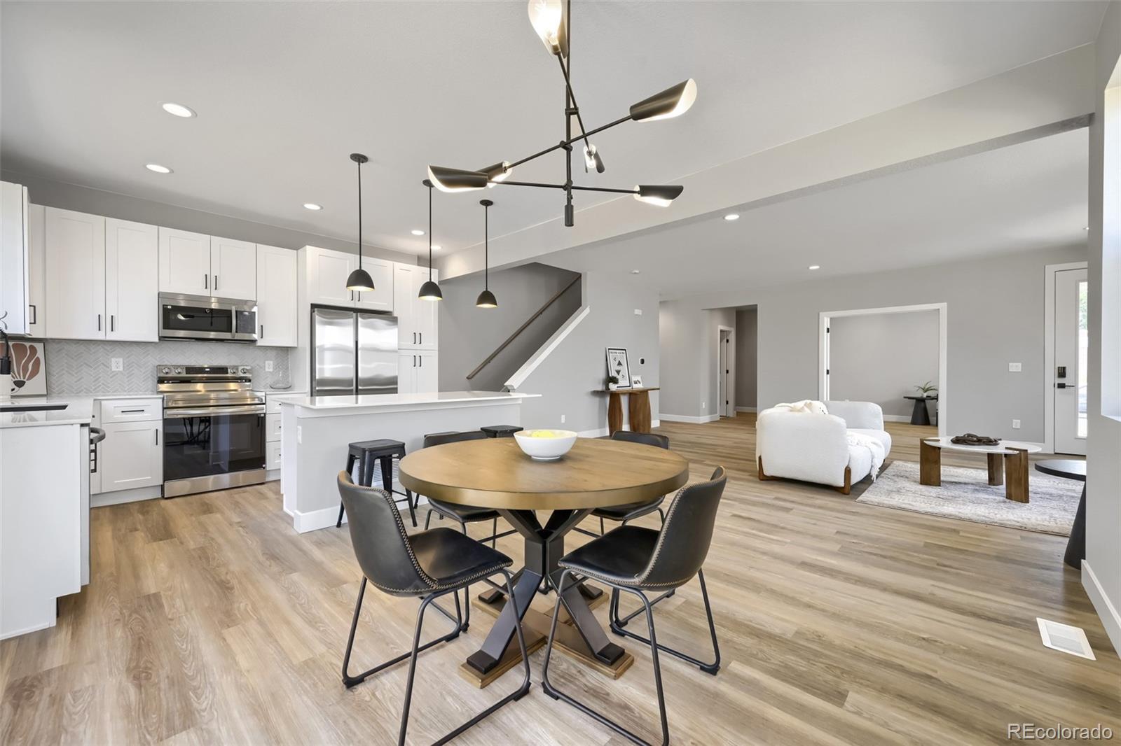 5542 Clay Court