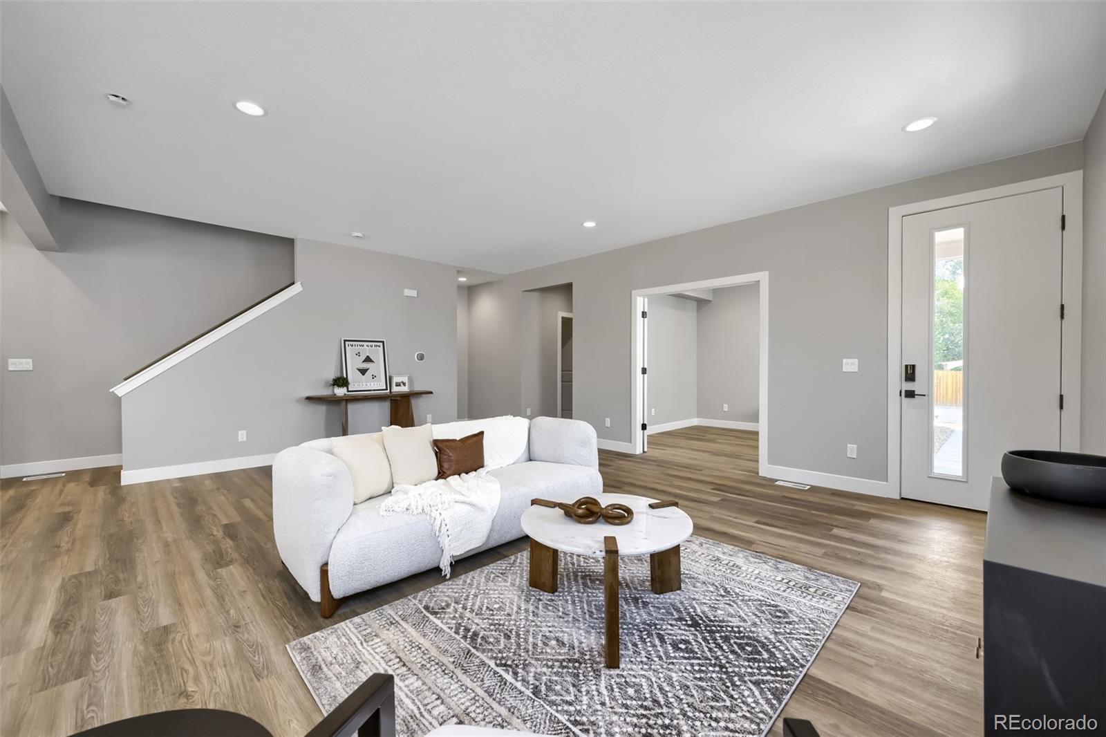 5542 Clay Court